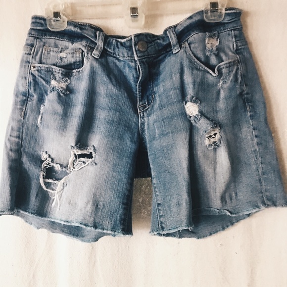 Shorts !! - Picture 2 of 4